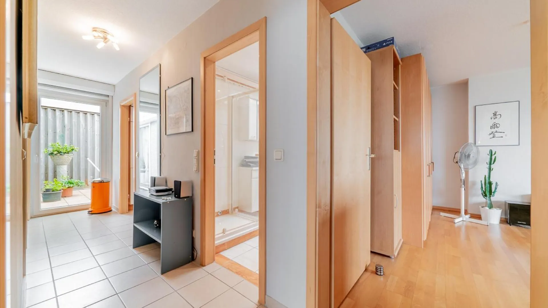 Private Rooms Hannover 0*,